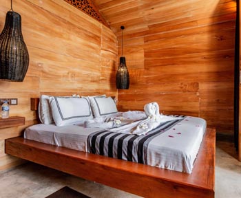 Tree House Cottage